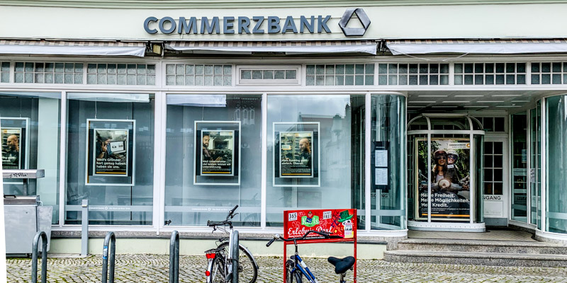 Com­merz­bank